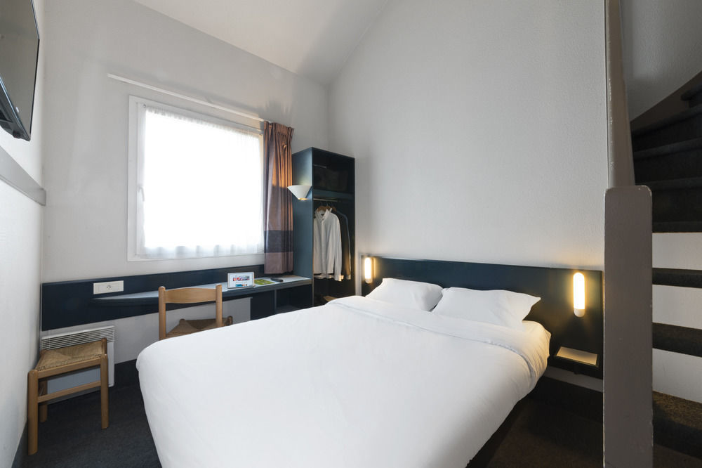 B&B Hotel Rennes Sud Chantepie エクステリア 写真